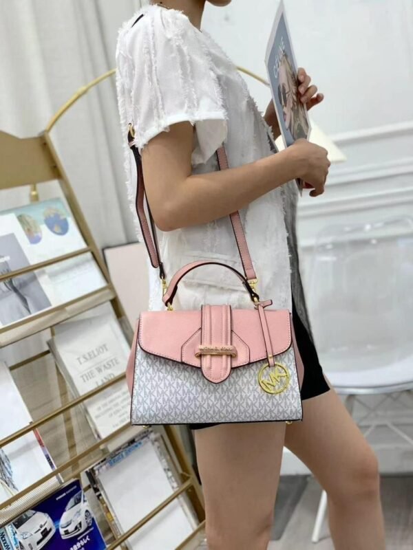 Michael Kors Luxe Bag