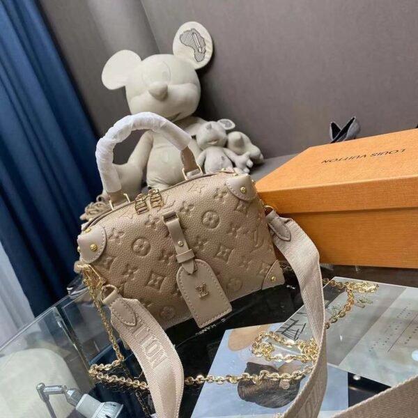 Louis Vuitton Malle Souple Cross bag