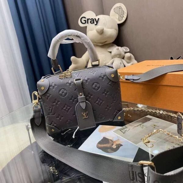 Louis Vuitton Malle Souple Cross bag