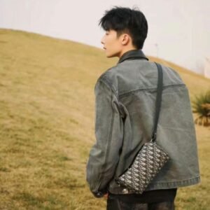 Sling Bag: Embrace the Essentials of Adventure