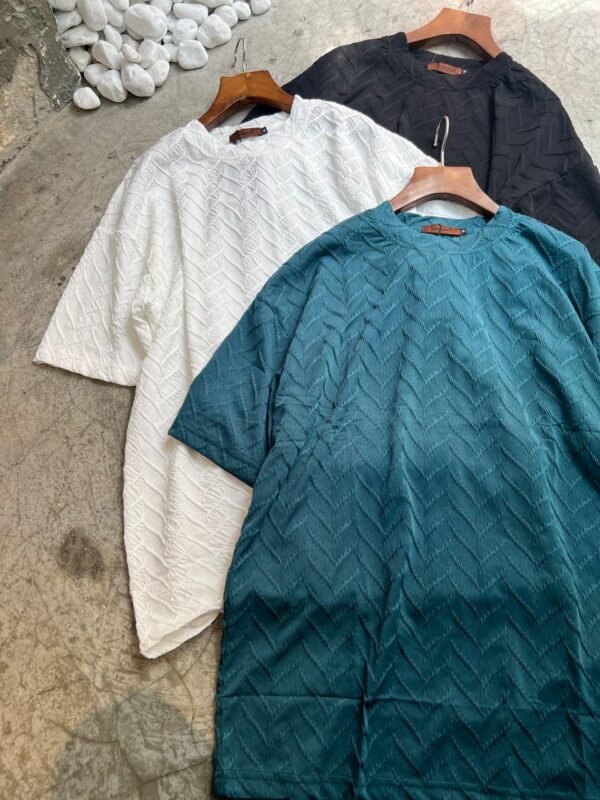Stylish Comfort: Men's Big Size Long T-Shirts