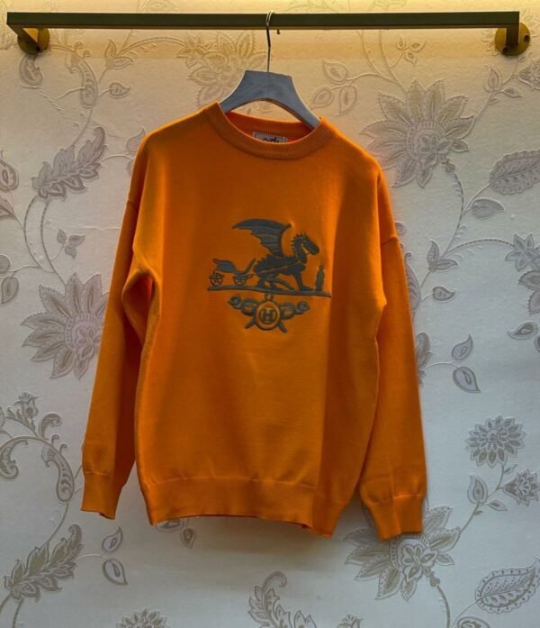Women's Sweaters Chanel & Hermes & Gucci: Elegance and Warmth Combined