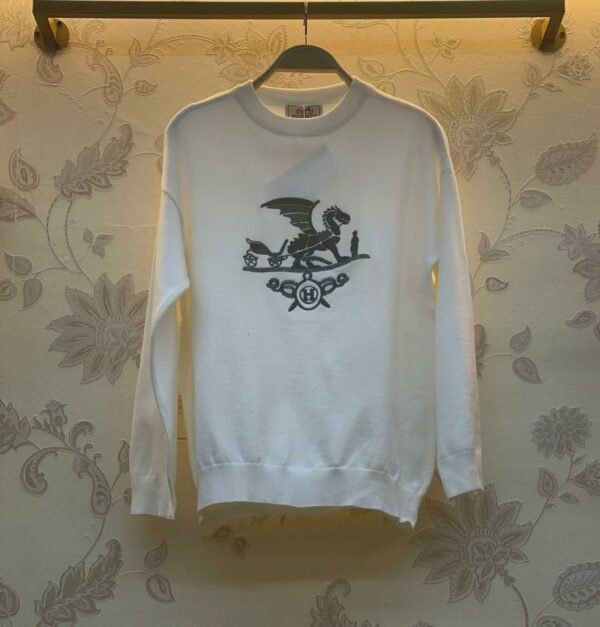 Women's Sweaters Chanel & Hermes & Gucci: Elegance and Warmth Combined