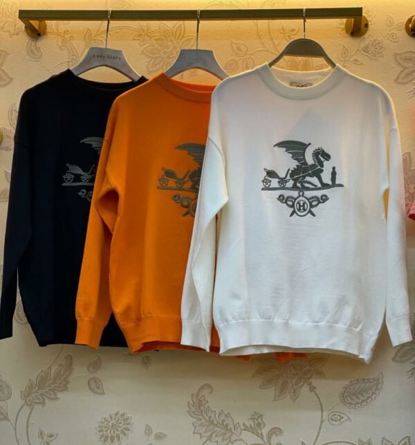 Women's Sweaters Chanel & Hermes & Gucci: Elegance and Warmth Combined
