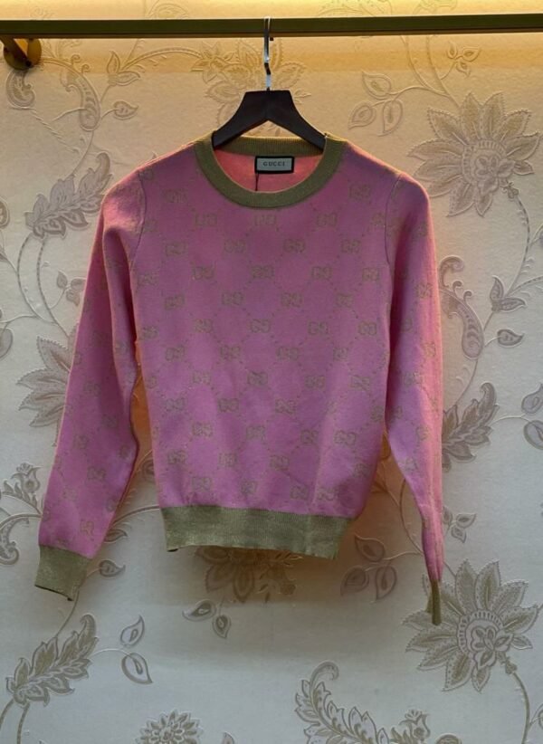Women's Sweaters Chanel & Hermes & Gucci: Elegance and Warmth Combined
