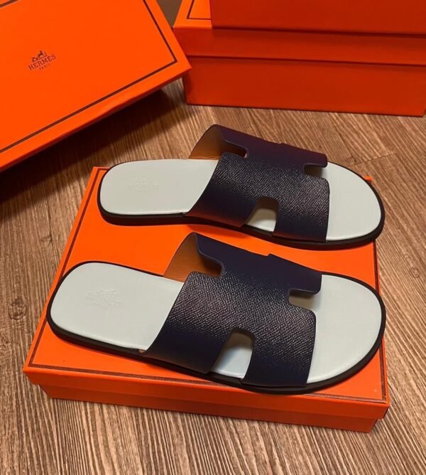 Luxurious Men's Hermes Slippers for Unmatched Comfort