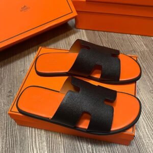 Luxurious Men's Hermes Slippers for Unmatched Comfort