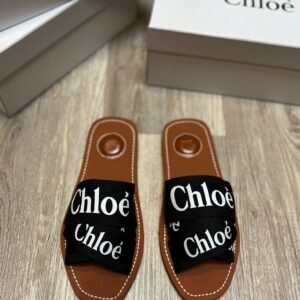 Chloe Women's Flat Slippers: Comfort Meets Contemporary Elegance 4090