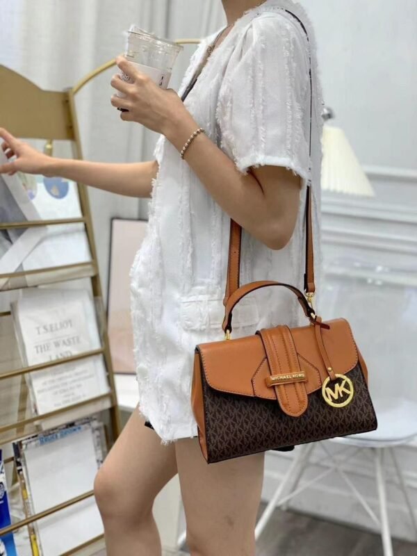 Michael Kors Luxe Bag