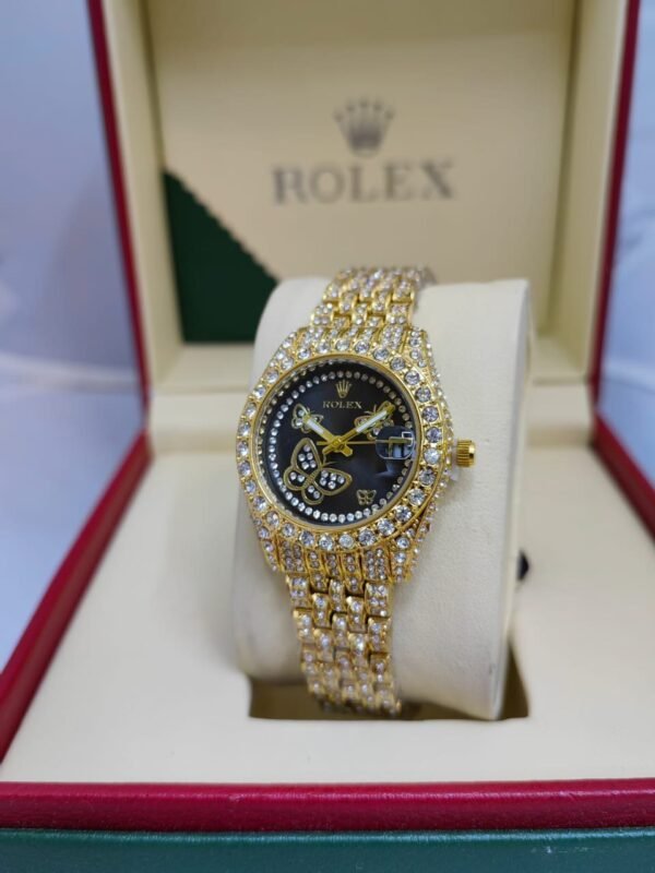 "Timeless Elegance with Women's Relox Watches