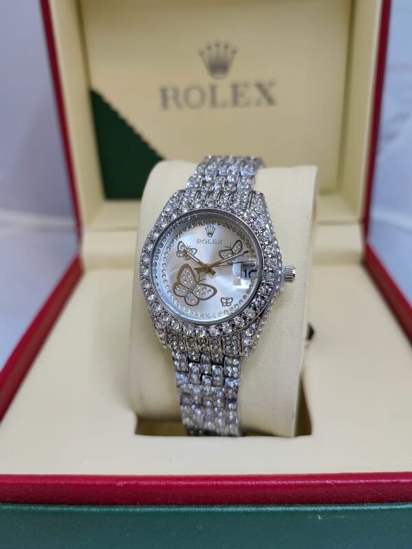 "Timeless Elegance with Women's Relox Watches