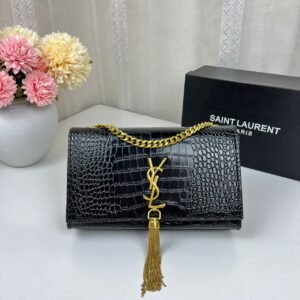 Saint Lurain Elegance: The Perfect Small Bag for Night Events