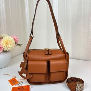 Timeless Luxury: Hermes Shoulder Bag in Perfect Proportions
