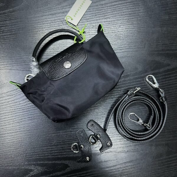 Effortless Style: Longchamp Handbag - Petite Elegance at 20 cm