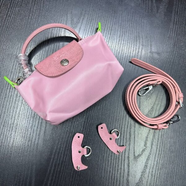Effortless Style: Longchamp Handbag - Petite Elegance at 20 cm