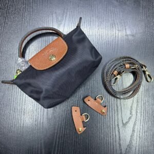 Effortless Style: Longchamp Handbag - Petite Elegance at 20 cm