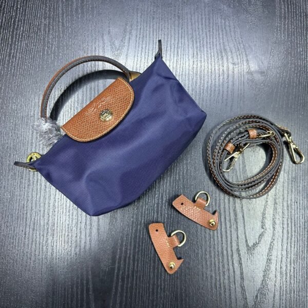 Effortless Style: Longchamp Handbag - Petite Elegance at 20 cm