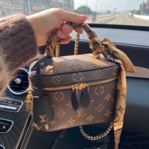 "Chic Companion: Louis Vuitton Handbag - Embrace Iconic Luxury"