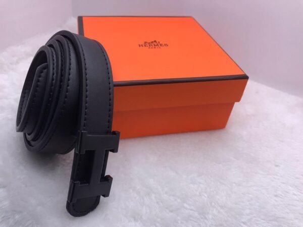 "Chic Simplicity: High-Quality Thin Belts from Hermes and Chanel"