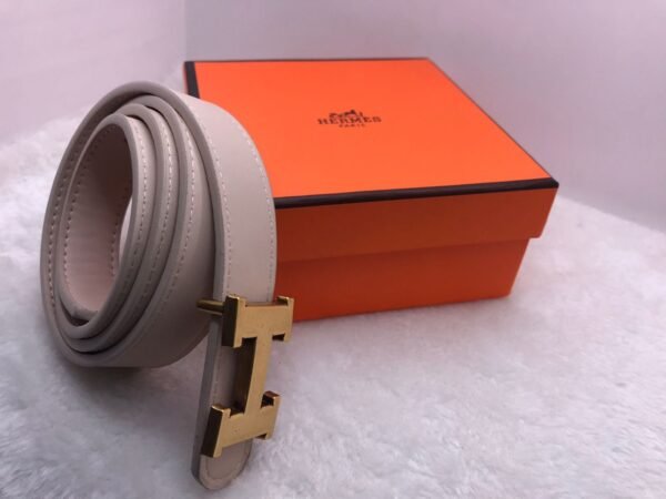 "Chic Simplicity: High-Quality Thin Belts from Hermes and Chanel"