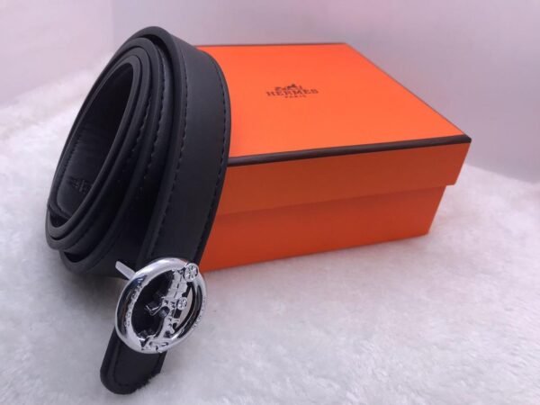 "Chic Simplicity: High-Quality Thin Belts from Hermes and Chanel"
