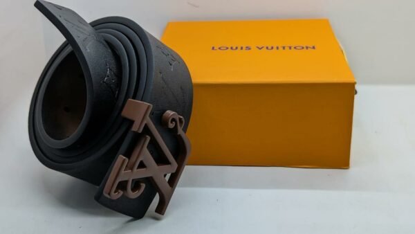 "Signature Style: Best-Selling Belts from Louis Vuitton and Gucci"