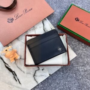 "Luxury Redefined: High-Quality Men's Card Holder by Loro Piana"