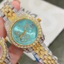 "Timeless Elegance with Women's Relox Watches