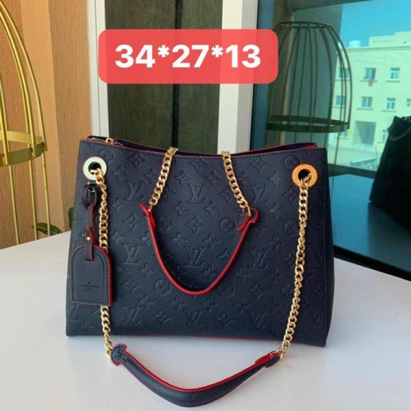 LV Medium Size Bag, a perfect blend of sophistication and style
