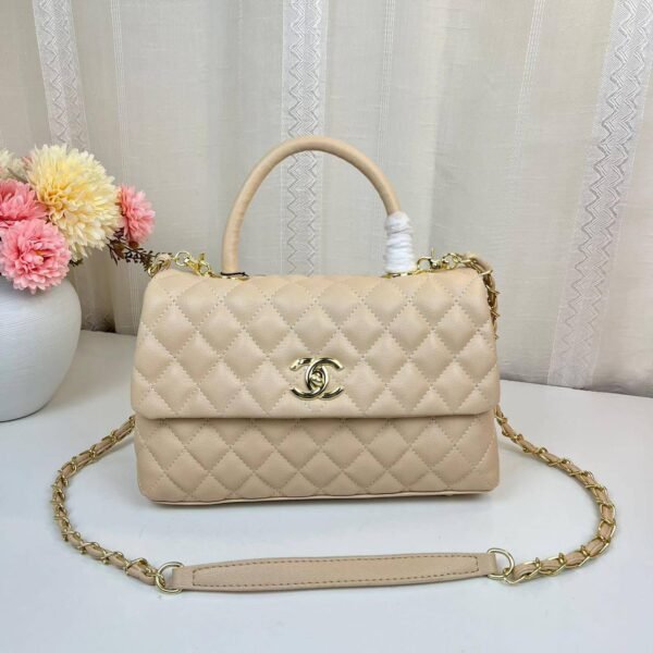 Indulge in timeless elegance with our Chanel Handbag,a fashion essential and available in a palette of captivating colors