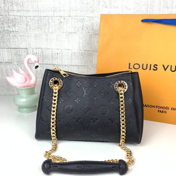 Step into luxury with the Louis Vuitton Sling Bag, a compact and stylish accessory measuring 24*17*10 cm.