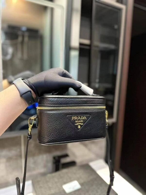 Introducing the epitome of elegance – our Prada Handbag. Crafted with meticulous attention to detail