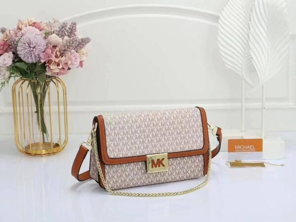 Introducing the Michael Kors First Copy Sling Bag – a fusion of style and functionality!
