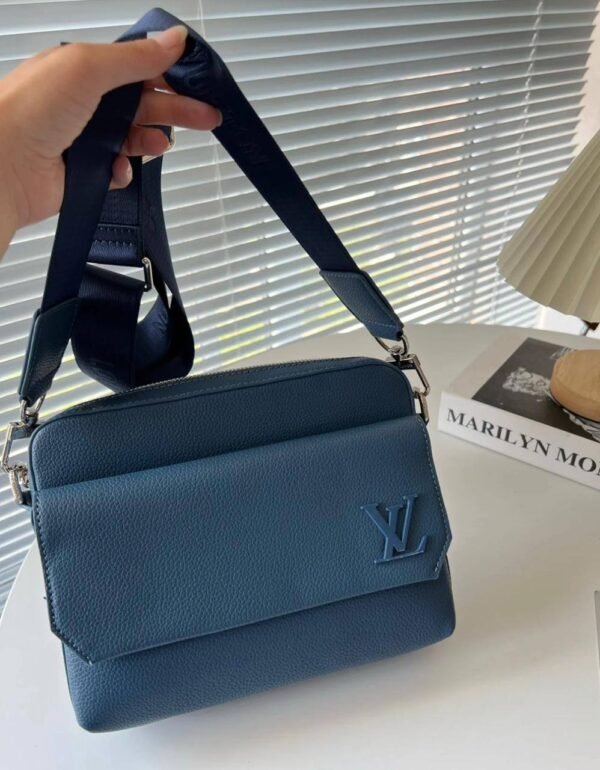 the epitome of sophistication for the modern gentleman: the Louis Vuitton men's shoulder bag